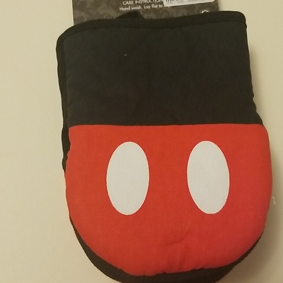 BNWT Mickey Mouse 2pk Oversized oven mini mitts - Picture 4 of 4